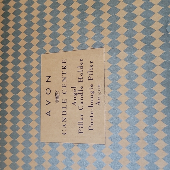 Vintage 1999 Avon Angel Pillar candle holder - Picture 2 of 7